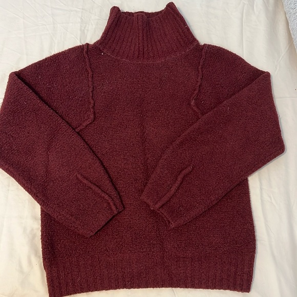 Sweater - Picture 1 of 1